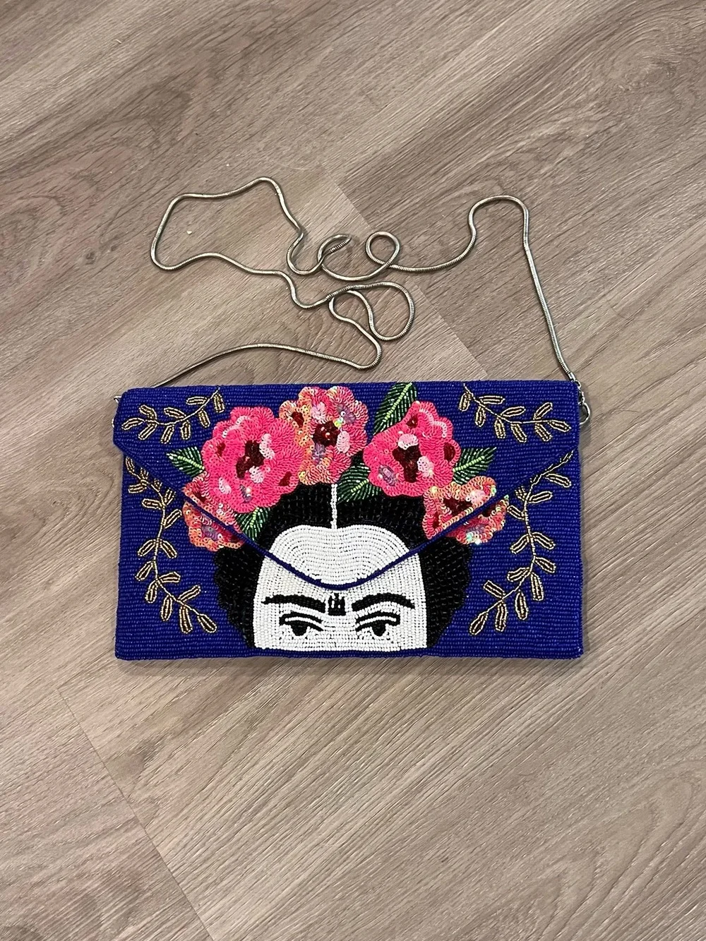 Beaded Floral Face Motif Clutch - Blue & Pink